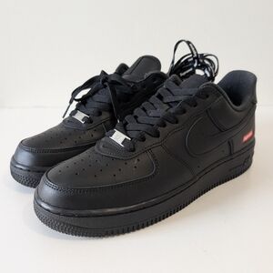 Supreme x Nike Air Force 1 Low SP (8.5)